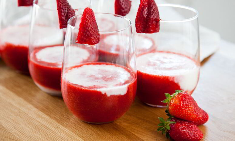 Рецепт йогуртовой панны котта с клубникой