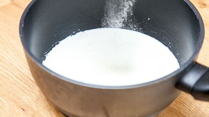 йогуртовая панна котта с клубникой