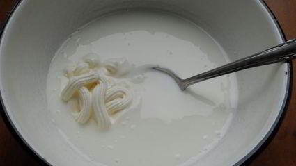 кефирный десерт с шоколадом