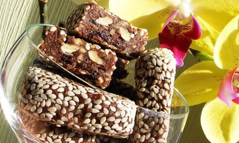 Рецепт конфеток из чернослива, грецких орехов и шоколада