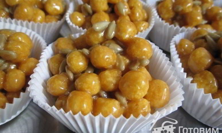 Рецепт конфет из круглого корнфлекса с семечками и ирисками