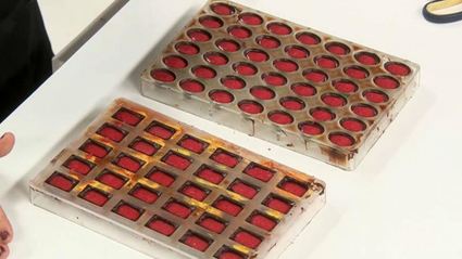 корпусные конфеты с ромово-вишневой начинкой