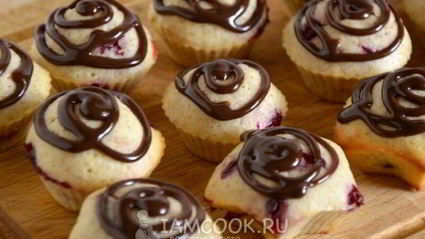 маффины конфетки с брусникой