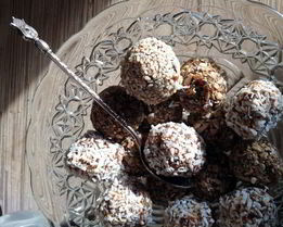 Простые конфеты из сухофруктов