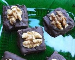 Шоколадные конфеты с марципаном