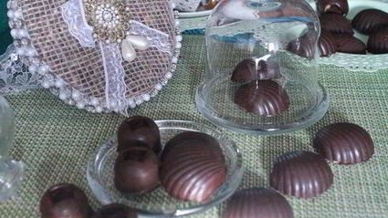 шоколадные конфеты с нутом и цукатами