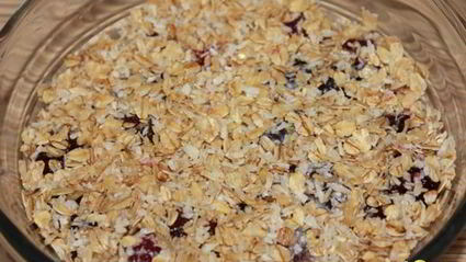 крамбль с ежевикой и кокосовым молоком