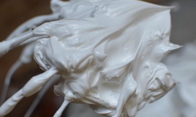 Рецепт белкового крема для бисквитного торта