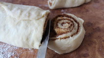 булочки с корицей и сливочным кремом