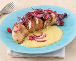 Куриная грудка, фаршированная шампиньонами с кукурузным кремом