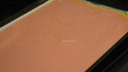 рулет со швейцарским маслянным кремом