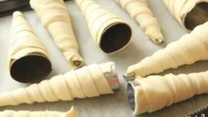 слоеные трубочки с белковым кремом