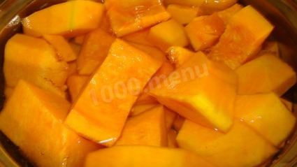 тыквенный рулет с творожным кремом