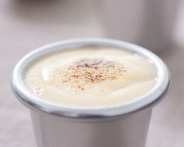 Медовый пудинг с имбирем в микроволновой печи