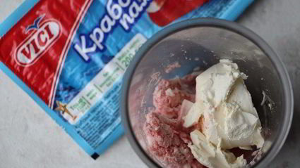 мильфей с крабовым паштетом