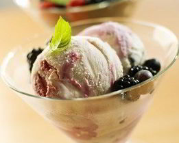 Ежевично-сливочное мороженое