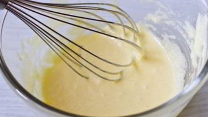 классическое ванильное мороженое