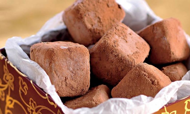 Рецепт конфет из сухого молока и мороженого