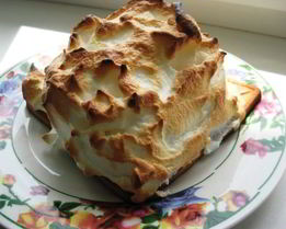 Мороженое Аляска запеченное в духовке