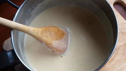 мороженое медово-лимонное с орехами