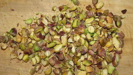 мороженое с манго и фисташками