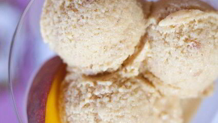 персиковое мороженое