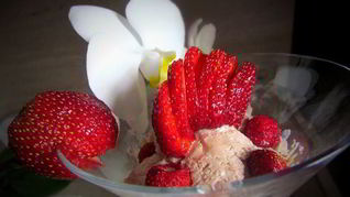 Шоколадно-миндальное мороженое