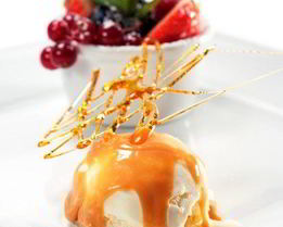 Теплый карамельный соус для мороженого