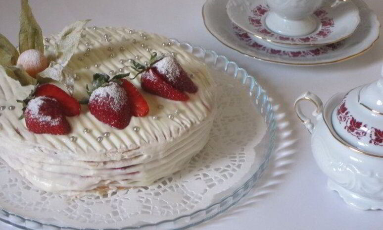 Рецепт торта-мороженого с безе