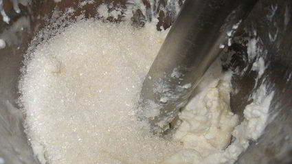 творожно-банановое мороженое