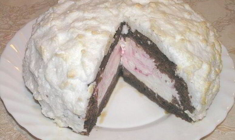 Рецепт вишневого торта-мороженого с шоколадным бисквитом