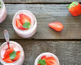 Клубничный мусс с йогуртом