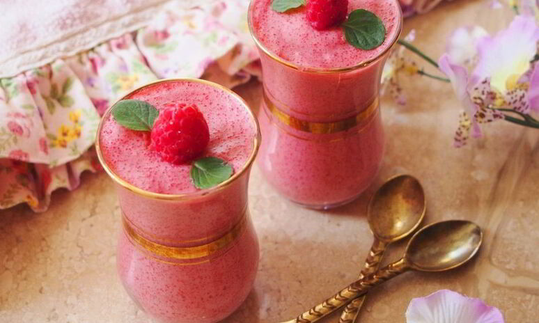 Рецепт малинового мусса из манки