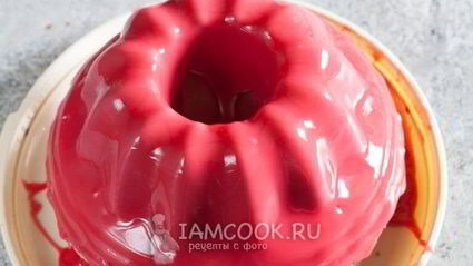 малиновый муссовый торт