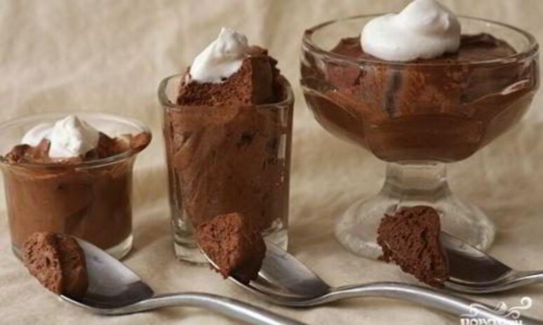 Рецепт мусса из горького шоколада с коньяком