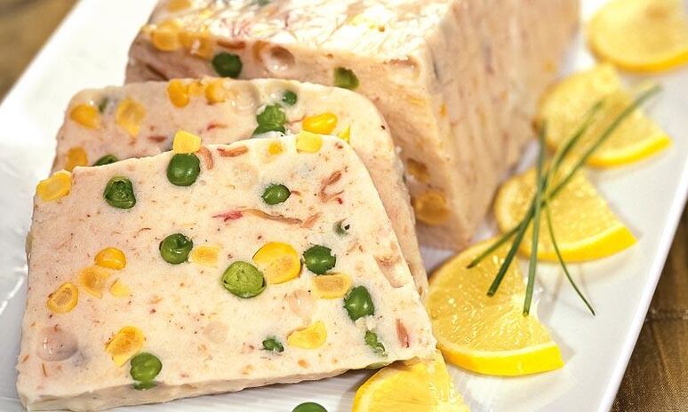 Рецепт мусса из окуня с кукурузой и зеленым горошком