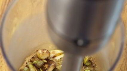 нежная говядина с муссом из кабачка и кремом из козьего сыра