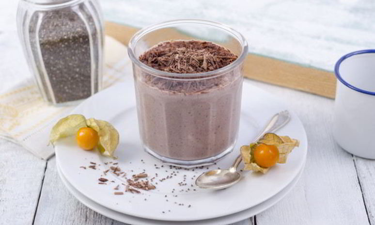 Рецепт шоколадного мусса с вишнями