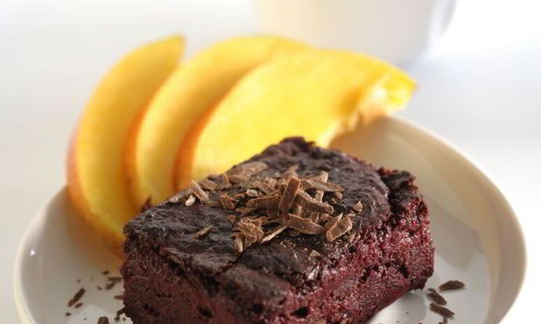 Рецепт шоколадного торта-мусса со свеклой