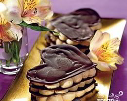 Шоколадные сердечки со сливочным муссом