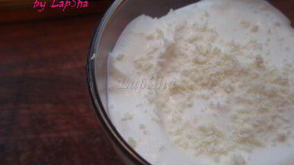 сливы в сиропе с муссом из белого шоколада