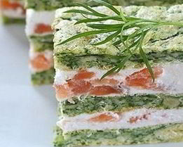 Закуска с соленой семгой и творожным муссом