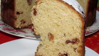 Кулич с изюмом