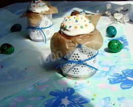 Куличи на желтках с вяленой вишней