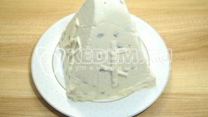 пасха с изюмом