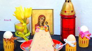 Пасха с вяленой клюквой и цукатами