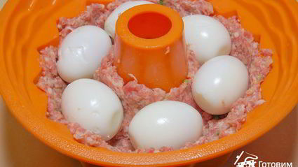 пасхальное кольцо с яйцами