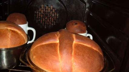 румяный кулич пасхальный