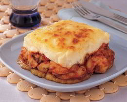 Картофельное суфле с креветками и баклажанами