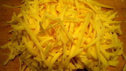 сибас с творожно-сырным суфле и семгой